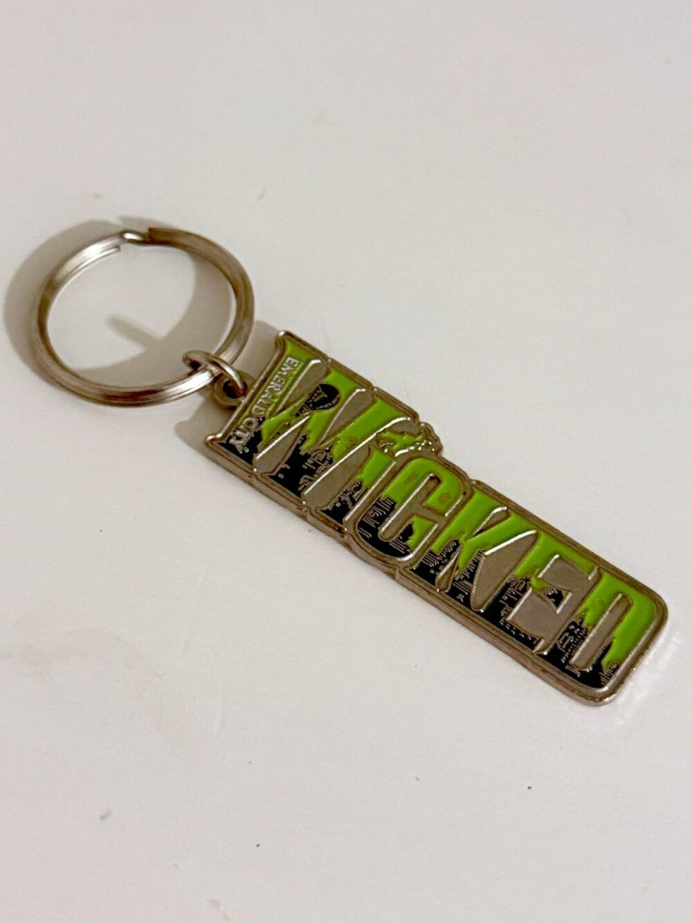 2011 "Wicked" Broadway Musical Metal Souvenir Keychain